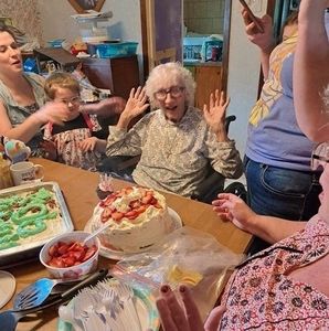 Meet your Posher, Lisa